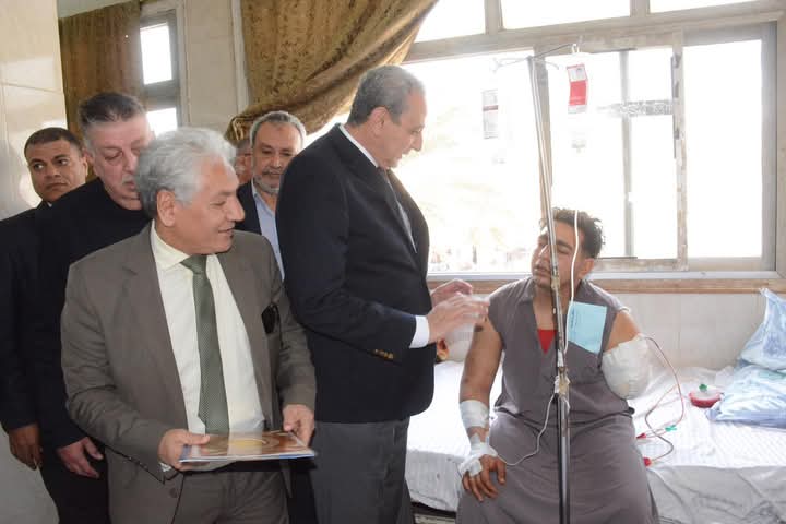 وزير القوى العامله 